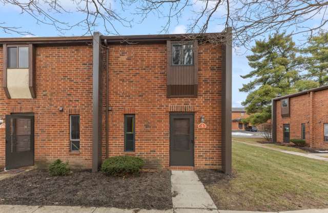 Spacious 3-Bedroom with Private Patio in Westerville photos photos