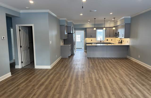 4901 West Swamp Road Gallery 2