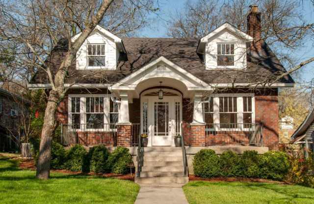 Classic 1920's home in Belmont Terrace - Available 8/1! - 2805 Brightwood Avenue, Nashville, TN 37212