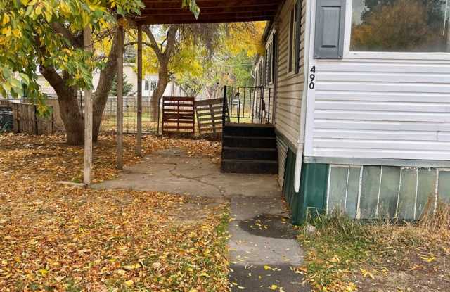 Cozy 3 Bed, 1.5 Bath Home in Idaho Falls! - 490 Wilson Drive, Bonneville County, ID 83401