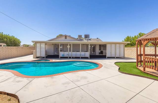 Perfect Pool House!! photos photos