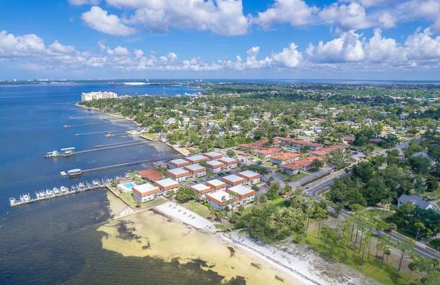 2100 W Beach Dr photos photos