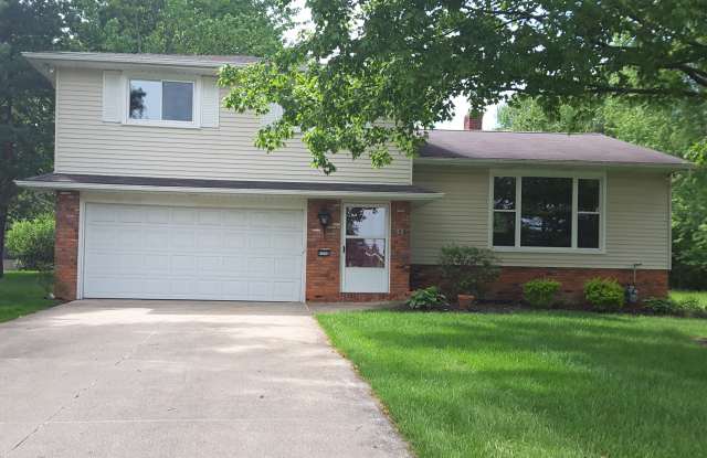 6376 Woodbury Dr photos photos