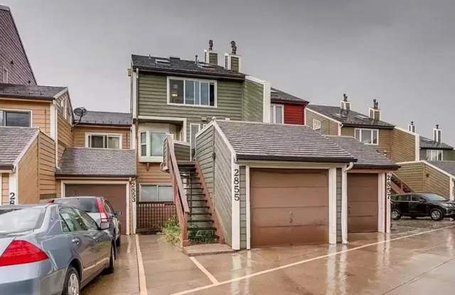 AMAZING LOCATION 3 Bed 2.5 Bath Townhome in Boulder near Campus photos photos