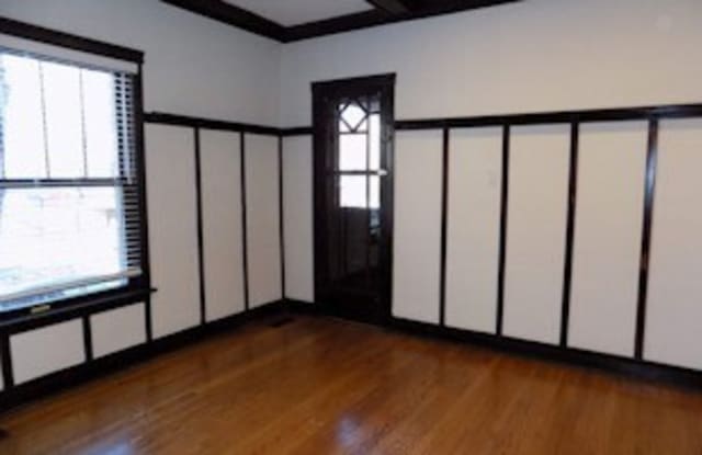 539 West Dickens Avenue - 539 West Dickens Avenue, Chicago, IL 60614