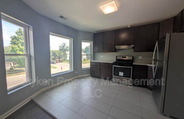 325 West Station Street - 2E - 325 West Station Street, Kankakee, IL 60901