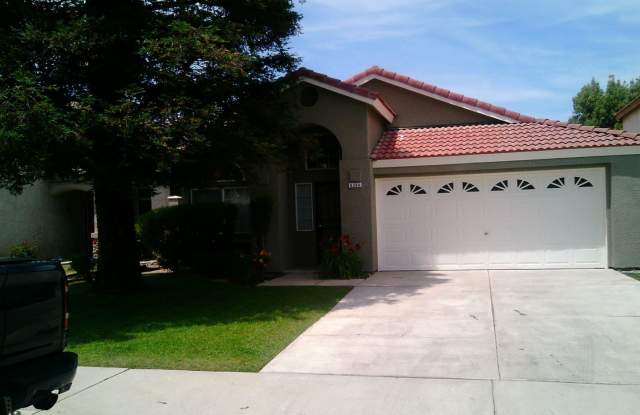 SW---WALKING DISTANCE TO SCHOOL ! photos photos