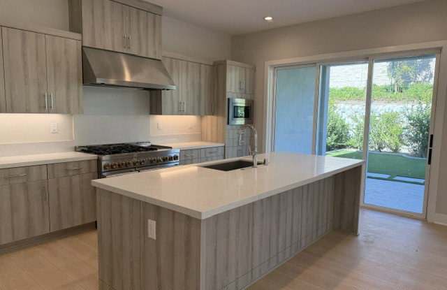 130 Sierra Madre Gallery 2