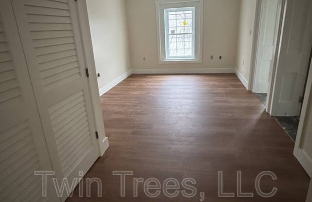 6091 Main Street photos photos