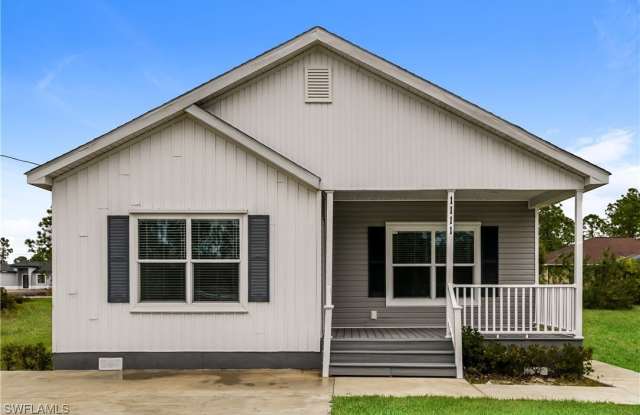 1111 Morton Street E photos photos