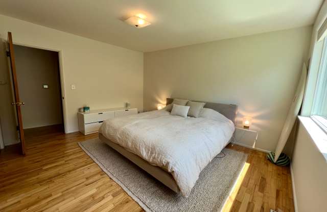 10846 Garden Place South photos photos