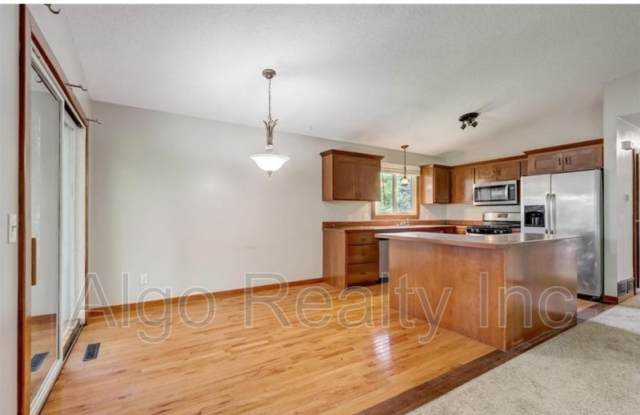 7609 84th Avenue North Gallery 4