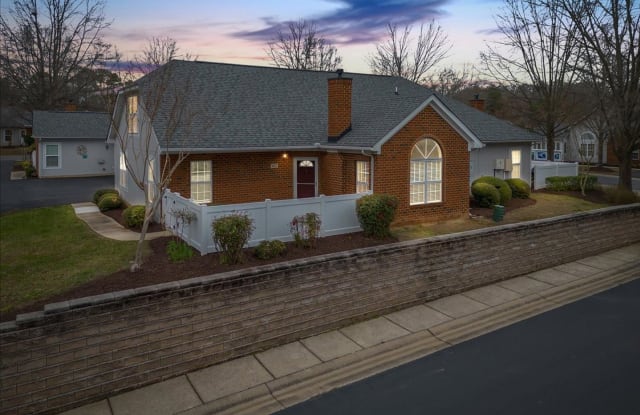 3327 Stone Manor Circle #9-B - 3327 Stone Manor Circle, Chester, VA 23831