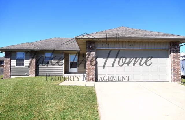 3-Bed, 2-Bath Home for Rent in East Republic – Close to Hwy 60 - 465 Texas Avenue, Republic, MO 65738