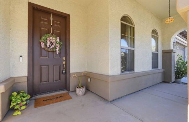 3137 East Fandango Drive Gallery 4