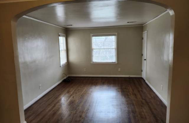 424 North California Street - D Gallery 4