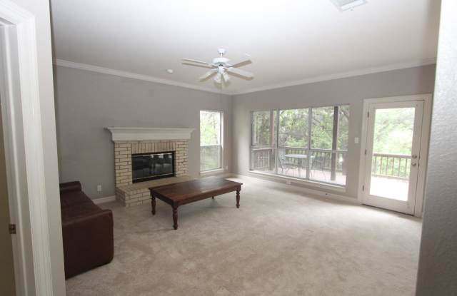 6500 Winterberry Drive Gallery 4