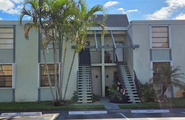 7350 NW 18th St photos photos