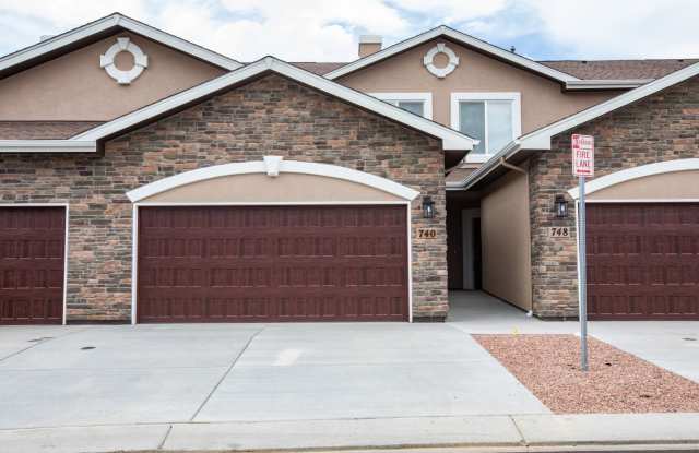 Luxury 3BR Townhome in The Villas at Northgate photos photos
