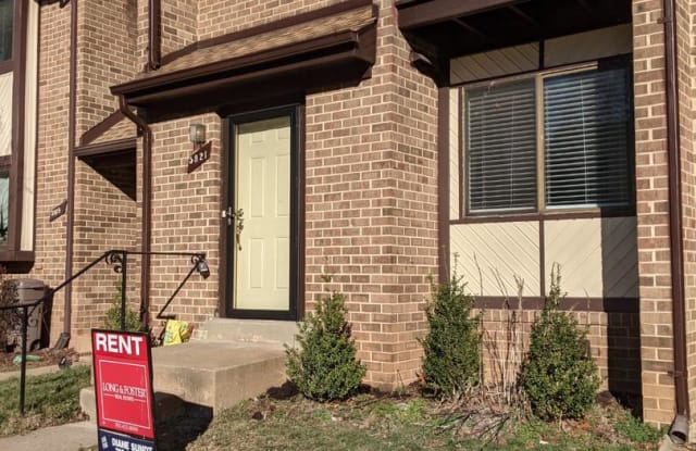 5821 JACKSONS OAK CT - 5821 Jacksons Oak Court, Burke Centre, VA 22015
