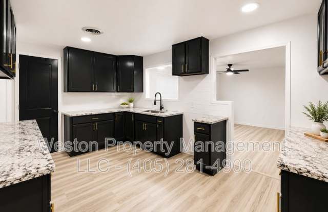 9609 Greystone Avenue Gallery 3