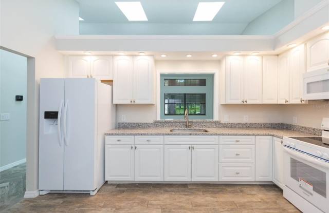 6541 BRENTWOOD Drive Gallery 3