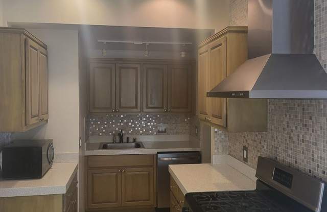 HISTORIC EDO 2 Bedroom  2 Bath  CONDO photos photos