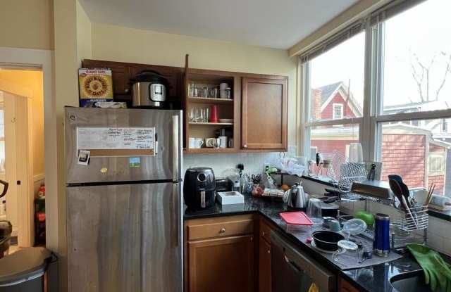338 Beacon St. Gallery 4