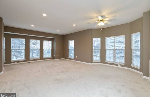 20279 GLENROBIN TERRACE Gallery 2