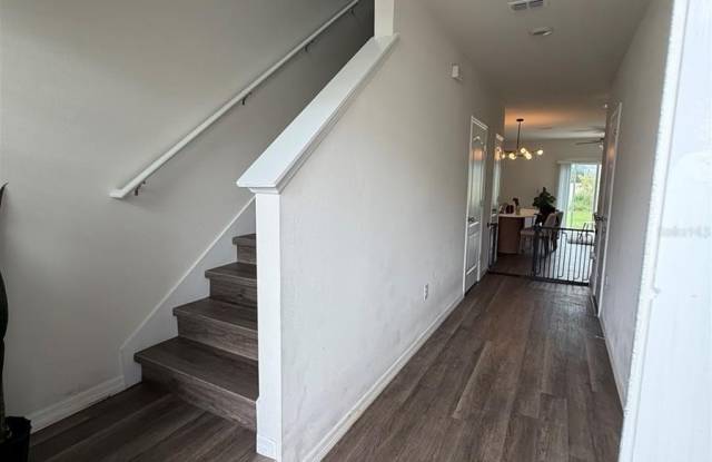 1241 BALSAM Drive Gallery 2