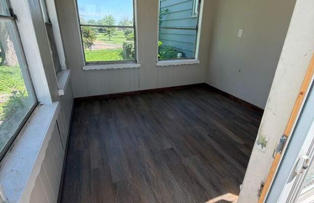 12326 Larimore Road Gallery 4
