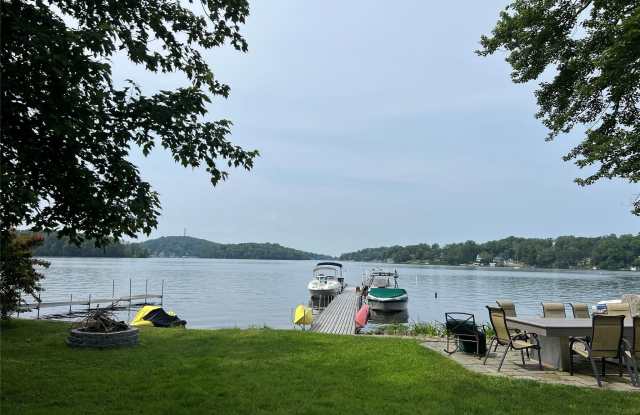 488 North Lake Boulevard photos photos
