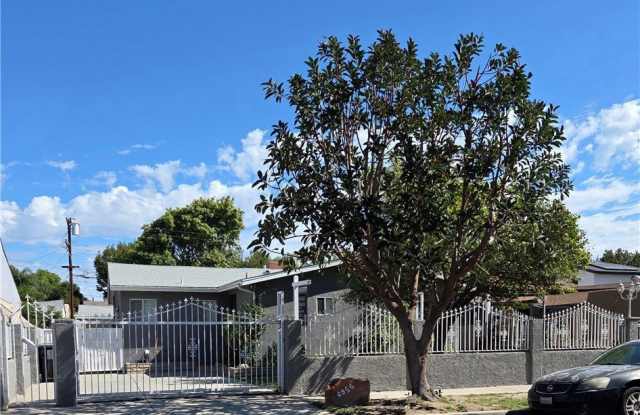 6956 Wystone A photos photos