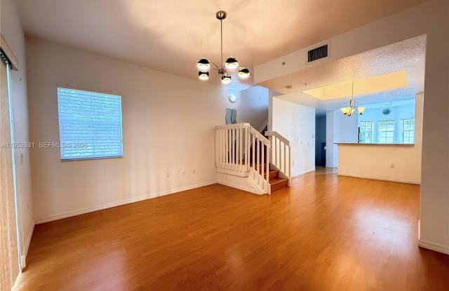 8940 NE 8th Ave photos photos