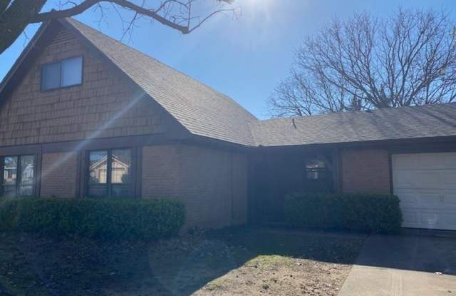 Nice 4 bedroom 2 bath brick home in S. Sherman! - 1113 South Valentine Drive, Sherman, TX 75090