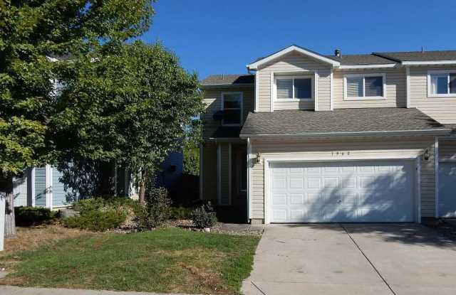 3 Bed, 2.5 Bath Townhome Near Mehaffey Park & The Olde Course! photos photos