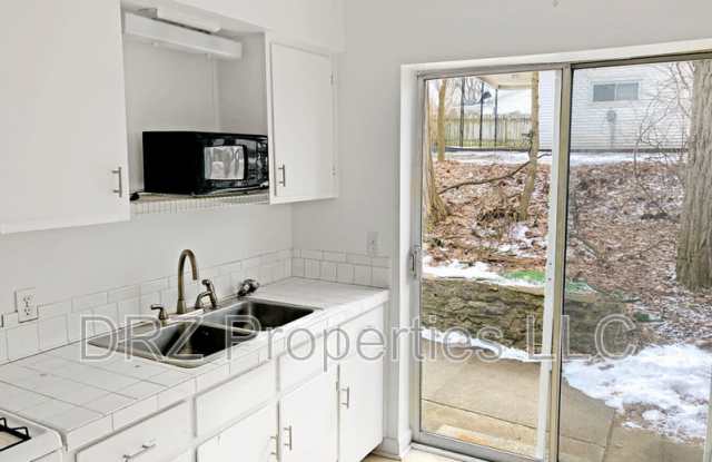 1942 Richmond St NW photos photos