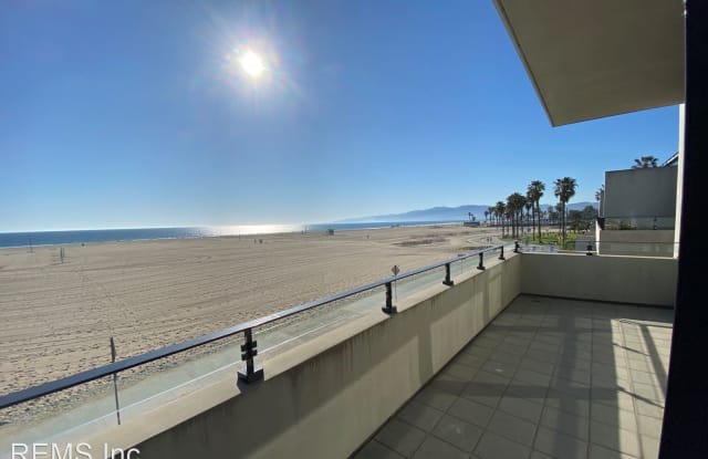 119 Ocean Front Walk - 119 Ocean Front Walk, Los Angeles, CA 90291