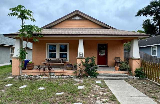 3 Bedroom 2 Bath in Lakeland - 819 Ariana Street, Lakeland, FL 33803