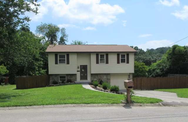 Large 3 bedroom + Large Bonus Room for Rent! - 1830 Brookmill Road, Knox County, TN 37932
