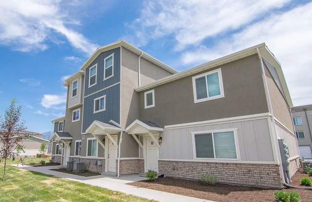 831 E 500 S Gallery 1