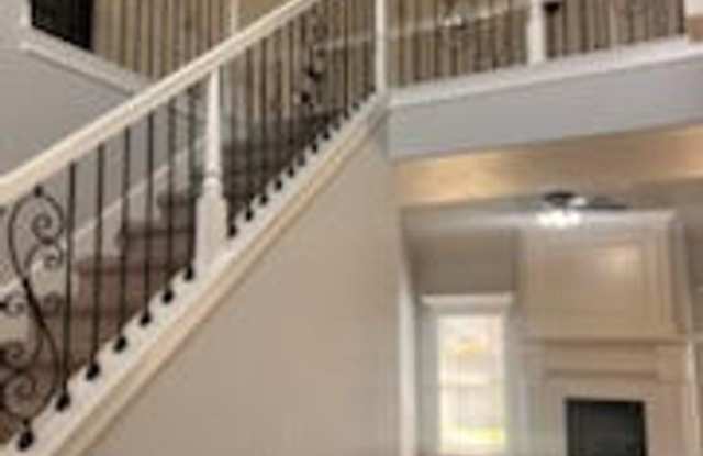 Spacious 4 Bedroom Home in Centerton photos photos