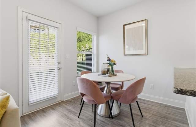 7035 Fringe Flower Drive Gallery 3