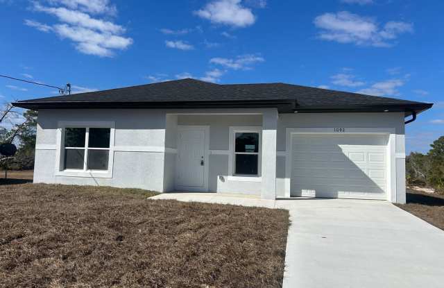 Brand-New Modern 2BR/2BA Home with Garage- In Serene Lake Placid Location - 1092 Breckinridge Avenue, Highlands County, FL 33852