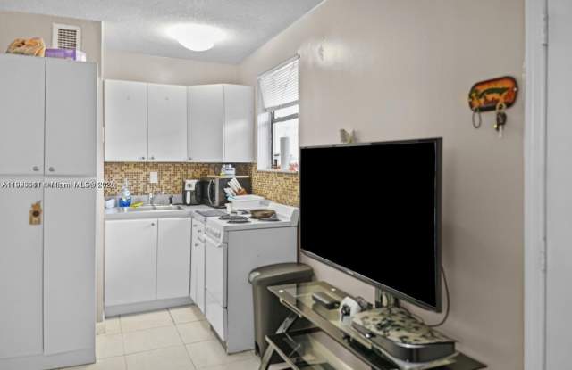 19310 NW 48th Ct photos photos 19310 NW 48th Ct photos photos