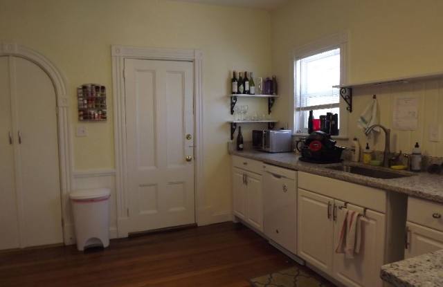 1 Arnold Ct Gallery 3
