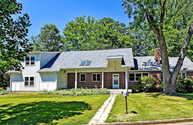 502 DORCHESTER ROAD - 502 Dorchester Road, Falls Church, VA 22046