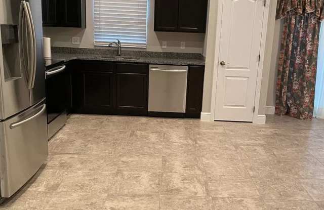 1200 Apopka Place Gallery 2