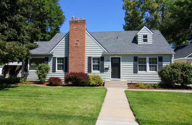 Remodeled 5 Bedroom photos photos