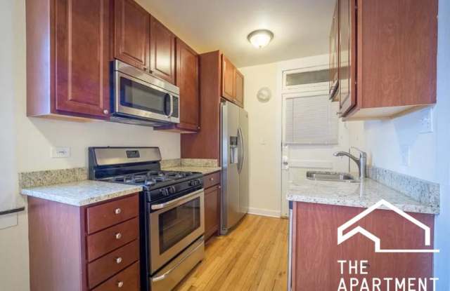 2112 West Ainslie St. photos photos